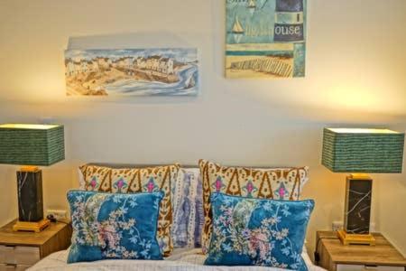 Apartamento Beach On The Doorstep Meridian Tower Marina Swansea Exterior foto
